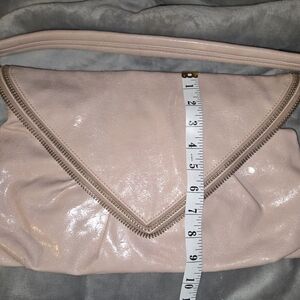 Like New Elegant Pink Women's Clutch